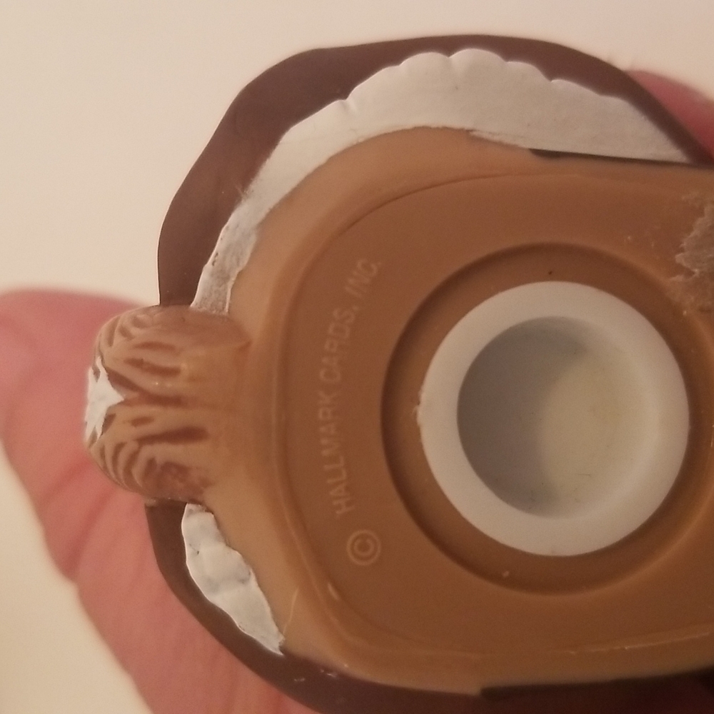 Vintage Hallmark Thanksgiving Pilgrim Chipmunk Salt & Pepper Set - Picture 7 of 8